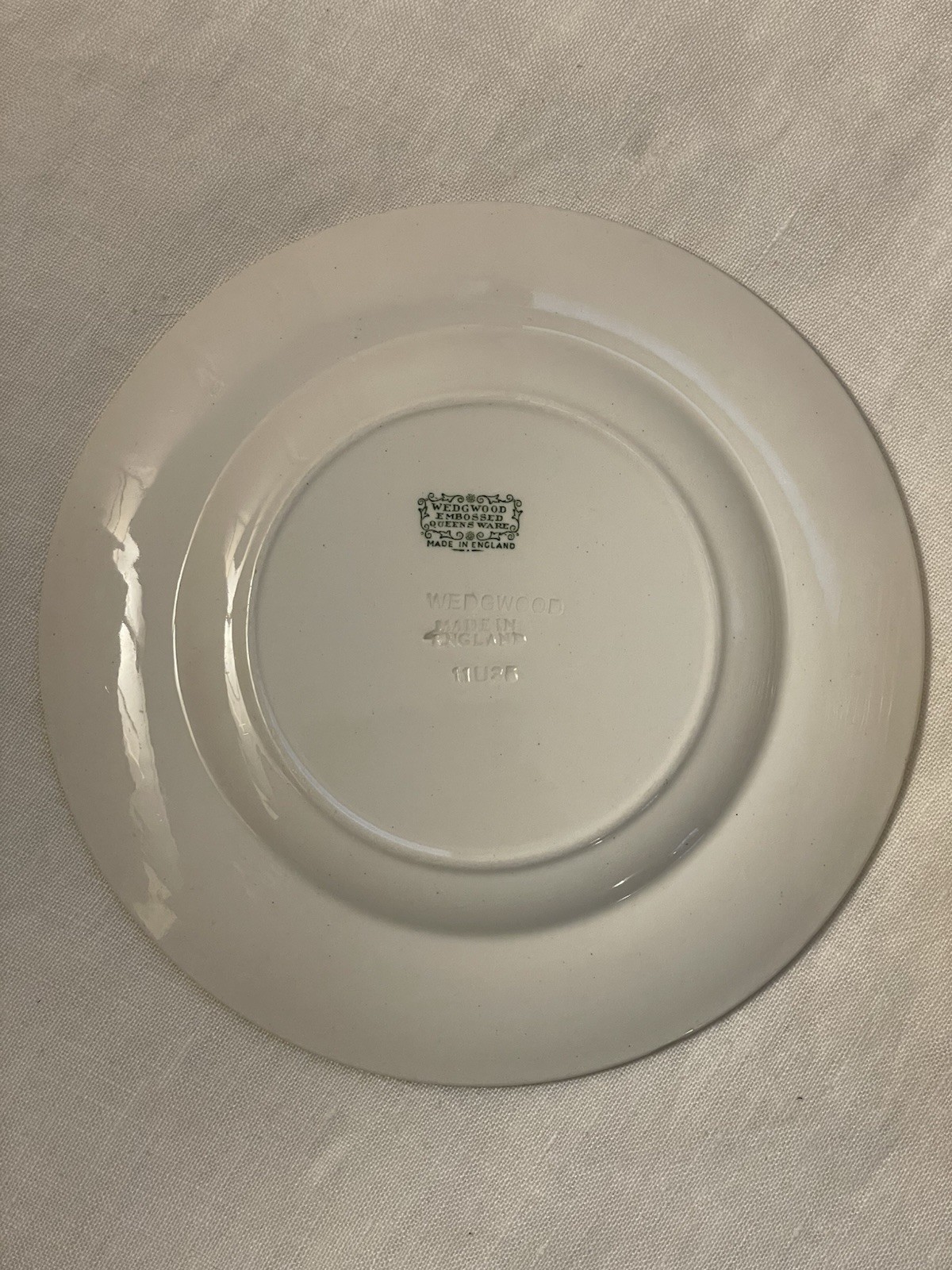 8 Wedgwood cream on cream Laurel Pattern Stoneware Fruit/Dessert(Sauce) Bowls 6”