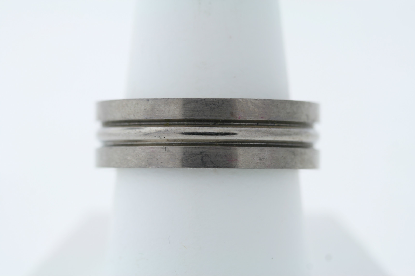 Men's TRITON Titanium Square Grooved 7mm Wedding Band Ring