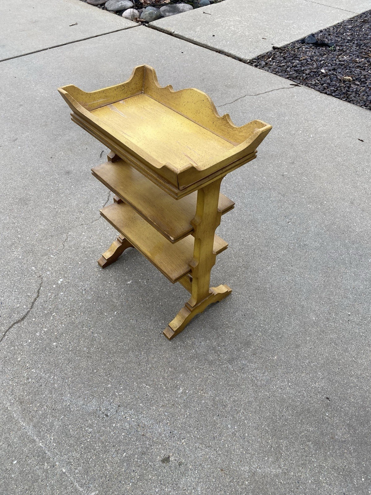 Tell City Chair Company Solid Hard Rock Maple Antique Yellow 3 Tier  Side Table