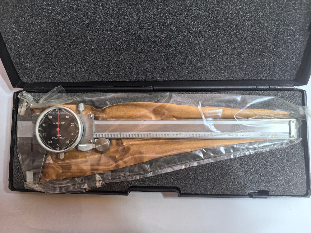 mhc 0-6x0.001" Dial Caliper, Black Face, Shock Proof, Stainless Steel, 102-0505