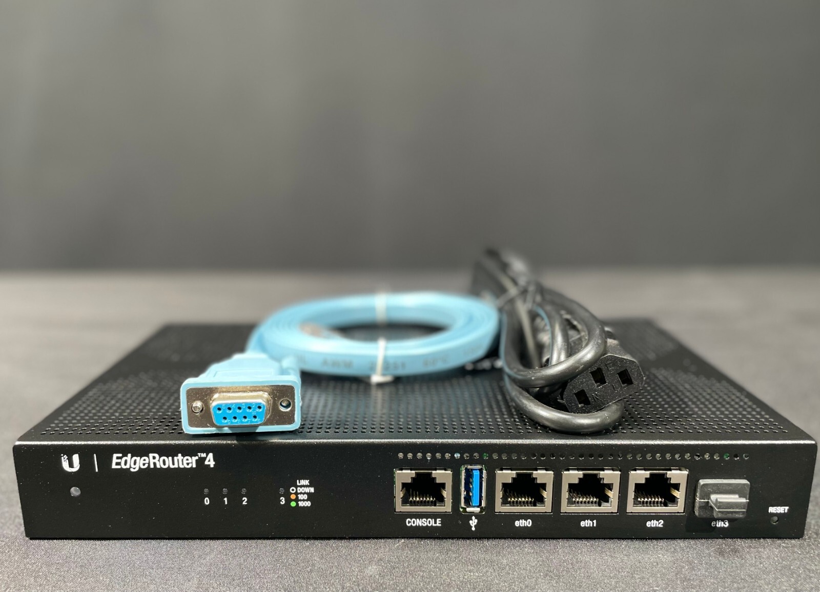 Ubiquiti  ER-4 Wired Ethernet Edge Router- Same Day Shipping