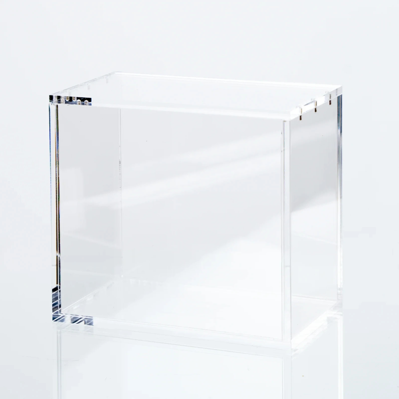 POKEMON MAGNETIC ACRYLIC DISPLAY BOOSTER BOX CASE PROTECTOR