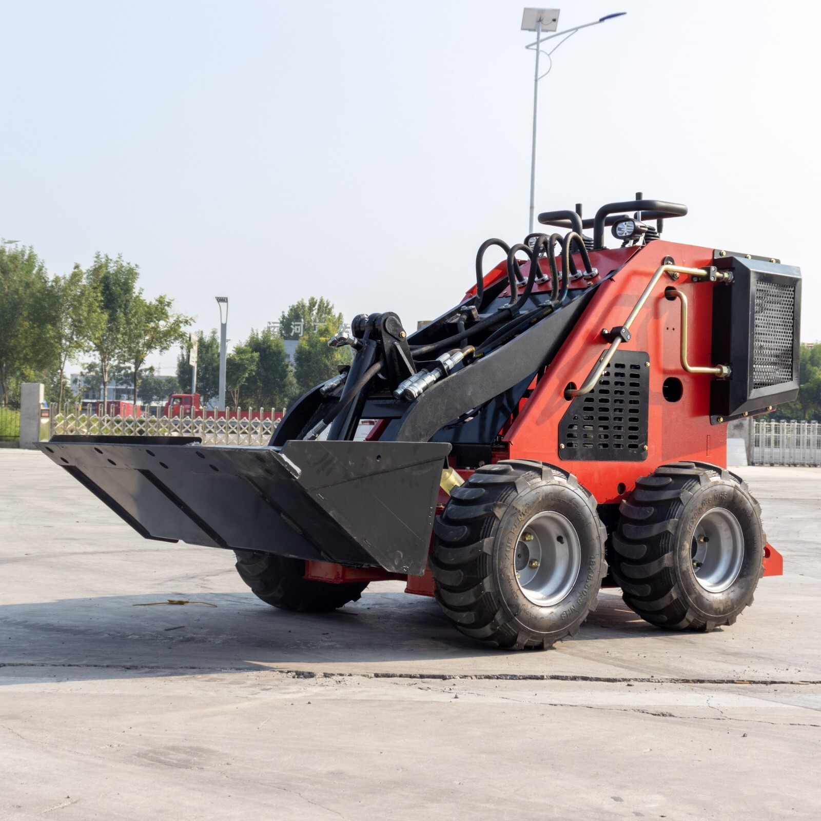 GA/TX pickup 320kg Wheel Type Mini Skid Steer Loader 13.5HP B&SEngine