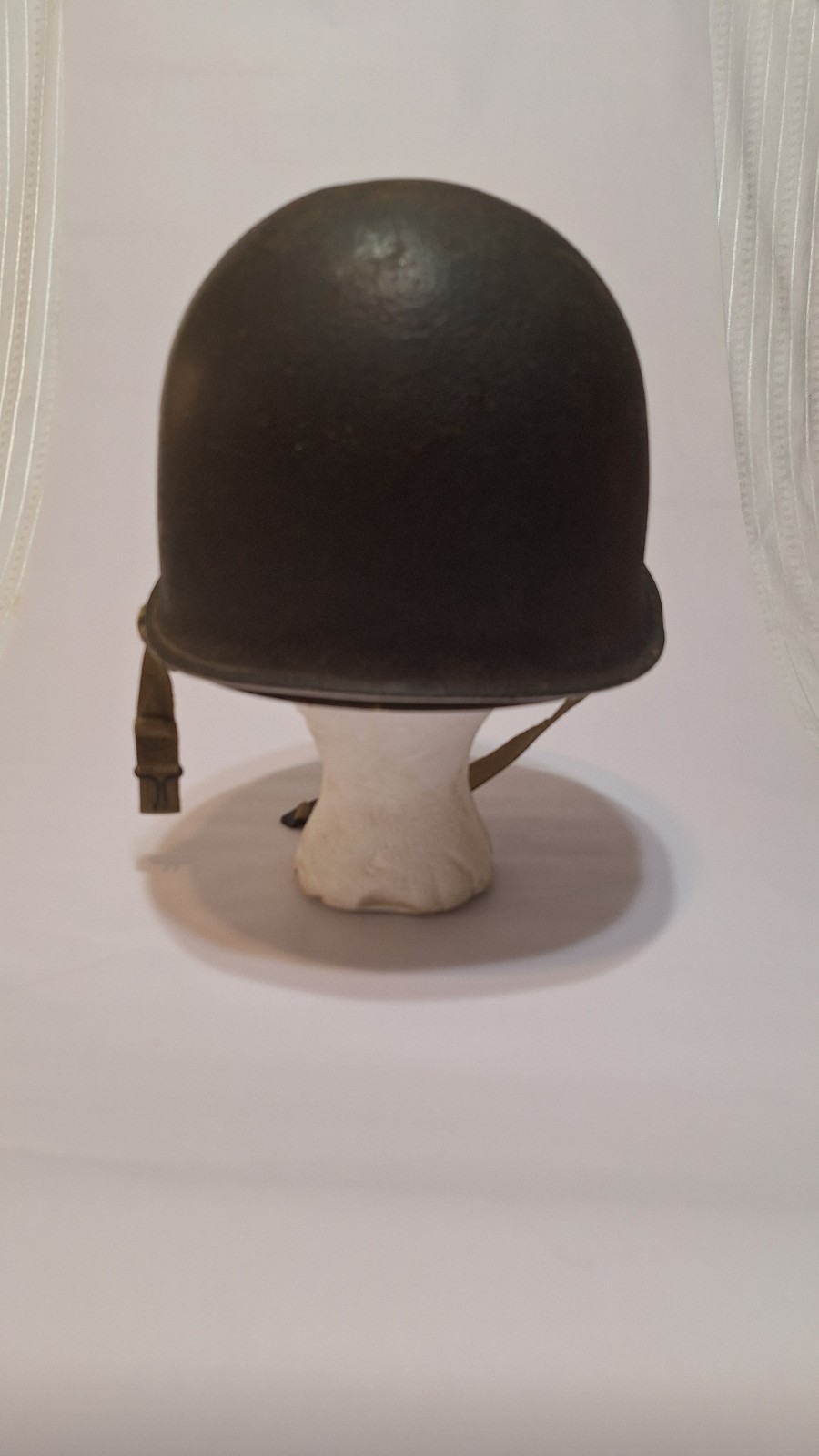 WW II US Military M1 Front Seam Swival Bale Helmet With Liner