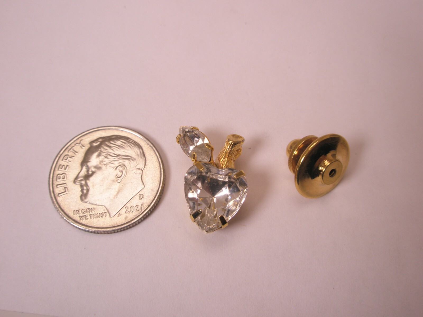 5/8" Heart Shaped Apple White Rhinestone Quality Vintage Tie Tack Lapel Pin r55