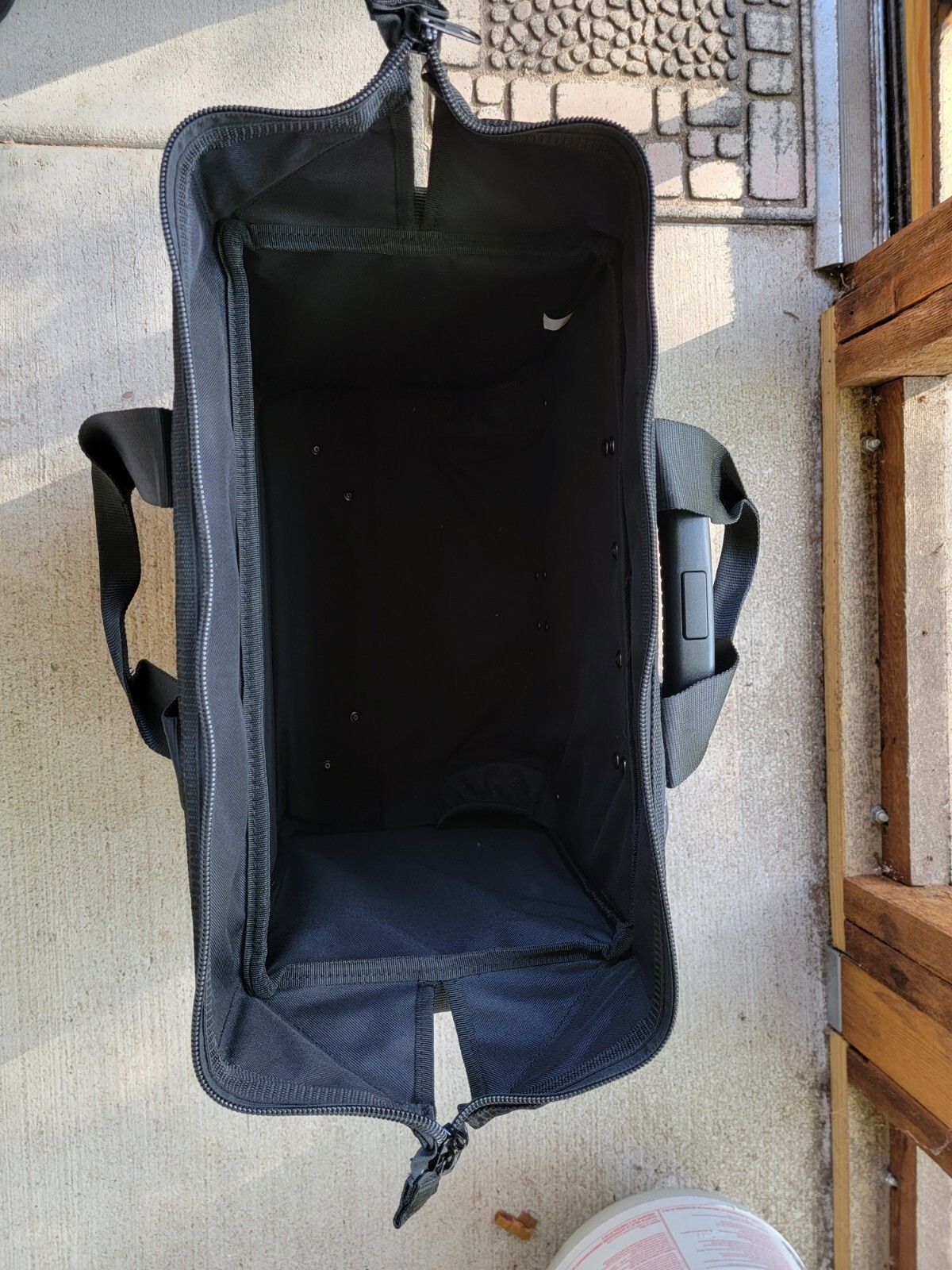 New Dewalt Large Rolling Heavy Duty Tool Bag / Box With Telescoping Handle