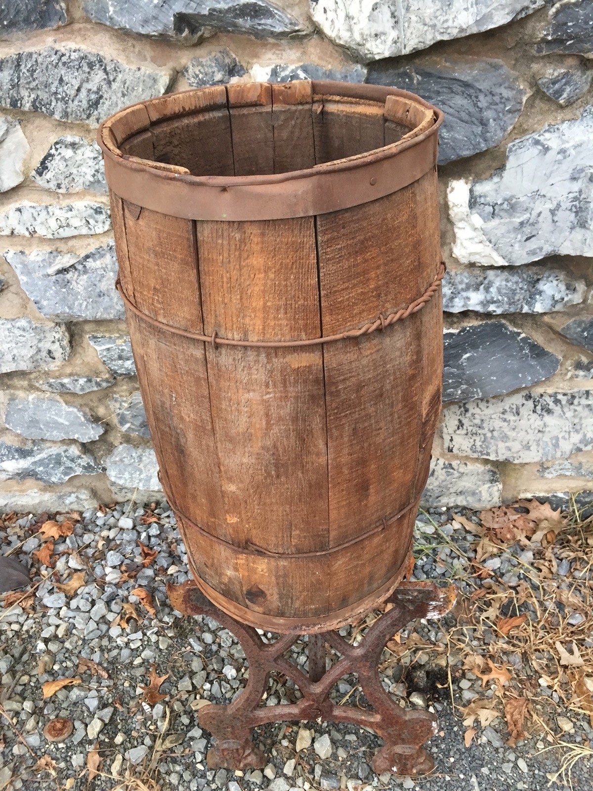1” Old Square Nails 25 Real 1850’s Vintage Rusty Patina 5/32” Small Head Brads