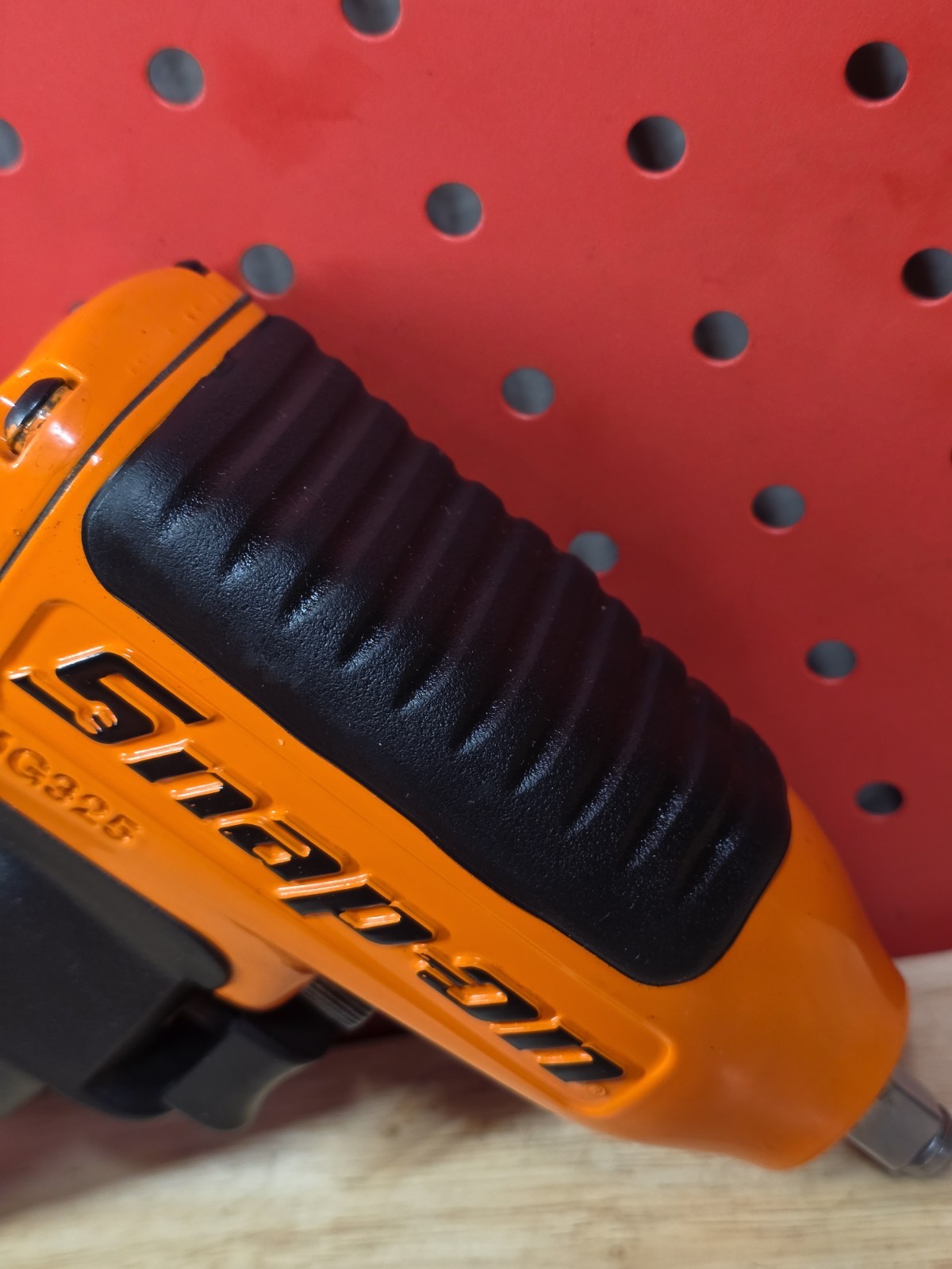 Snap-on Tools MG325 3/8" Drive Air Pneumatic Impact Wrench ORANGE With Boot Nice