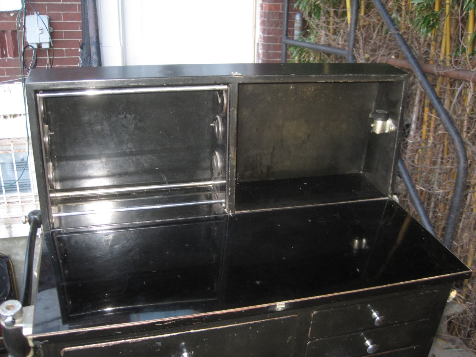 Antique Medical Podiatry Dental Metal Glass Cabinet w/ Bottles Electric Bosworth