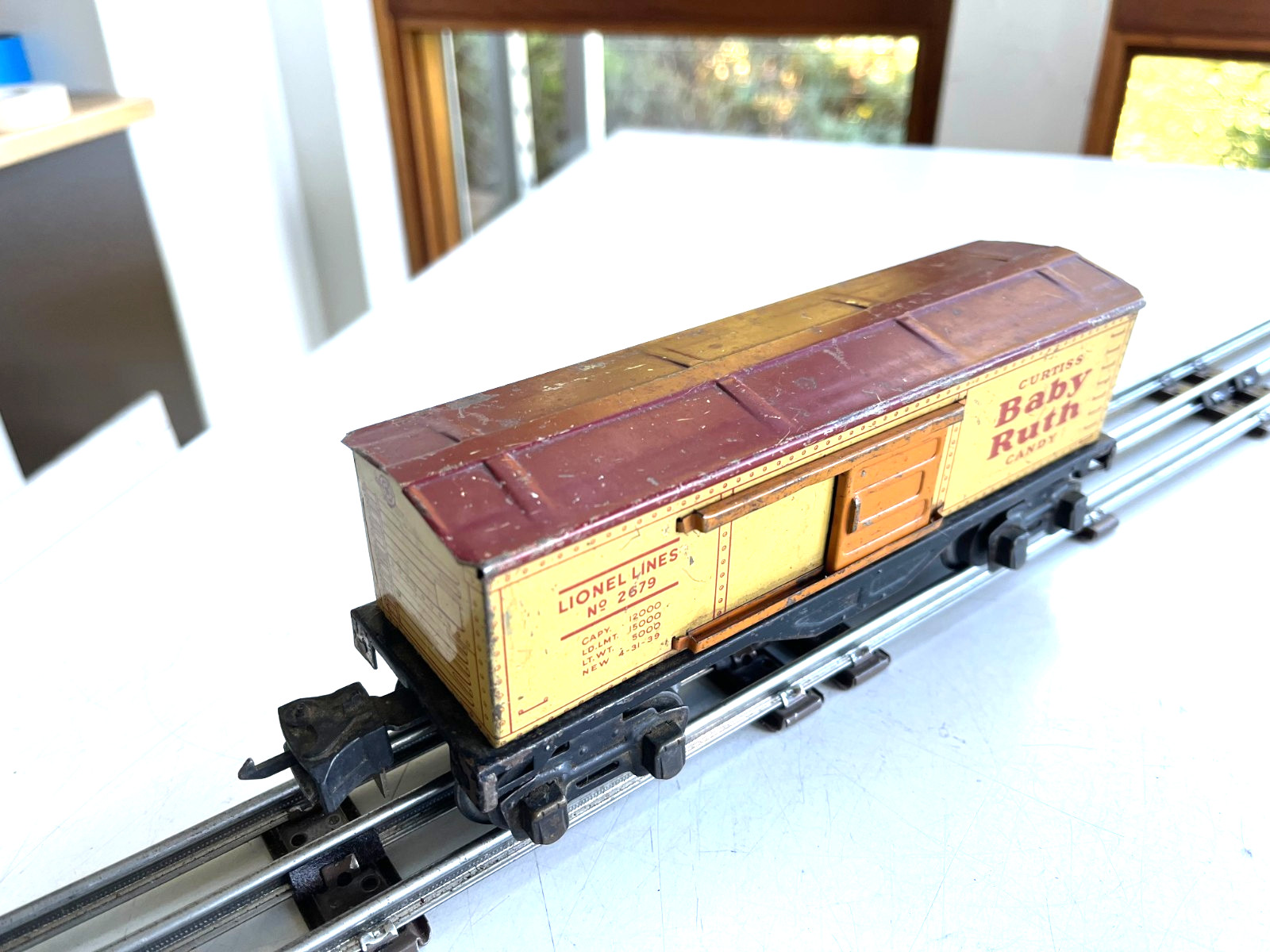 LIONEL 1680, 1682, 2679, 2677, PREWAR, BOXCAR, SUNOCO TANK , GONDOLA, CABOOSE