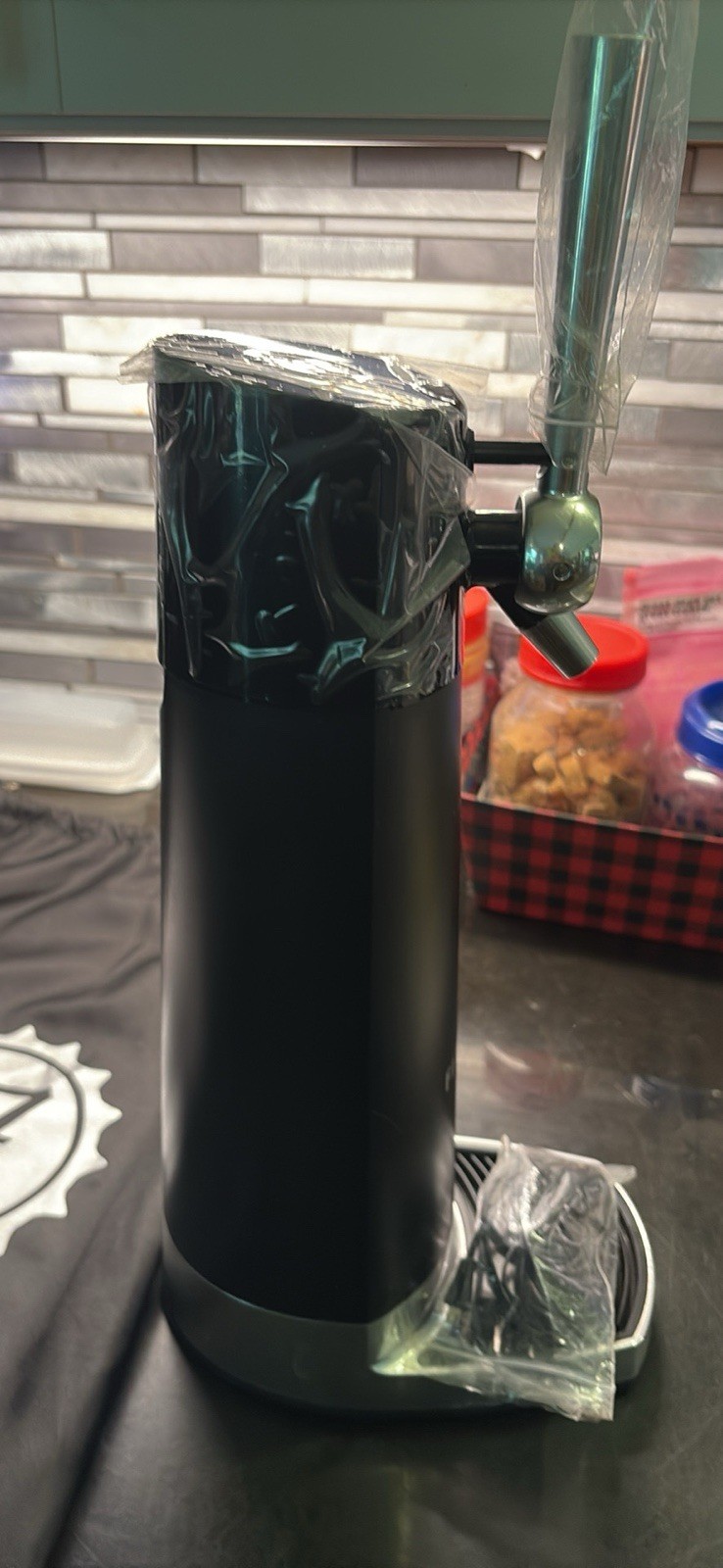 Fizzics DraftPour Beer Dispenser Black Silver Tower with Handle & Drip Tray