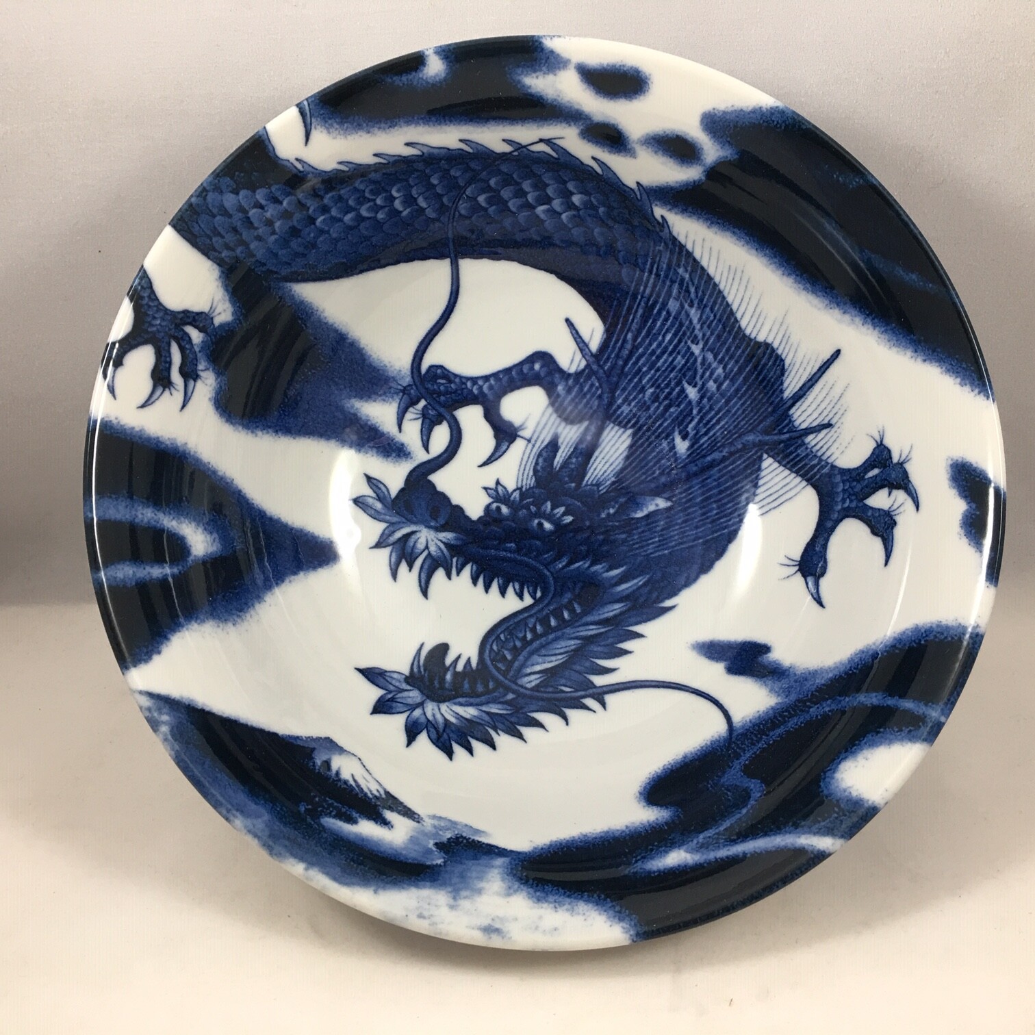 Japanese 8.25"D Porcelain Rice Ramen Noodle Soup Bowl RYU Dragon Made in Japan
