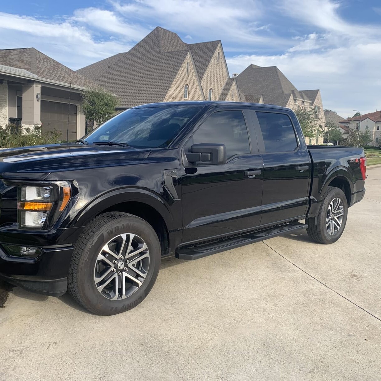 Fit 2017-2024 FORD F250 F350 F450 Superduty Crew Cab Running Board Bar Side Step