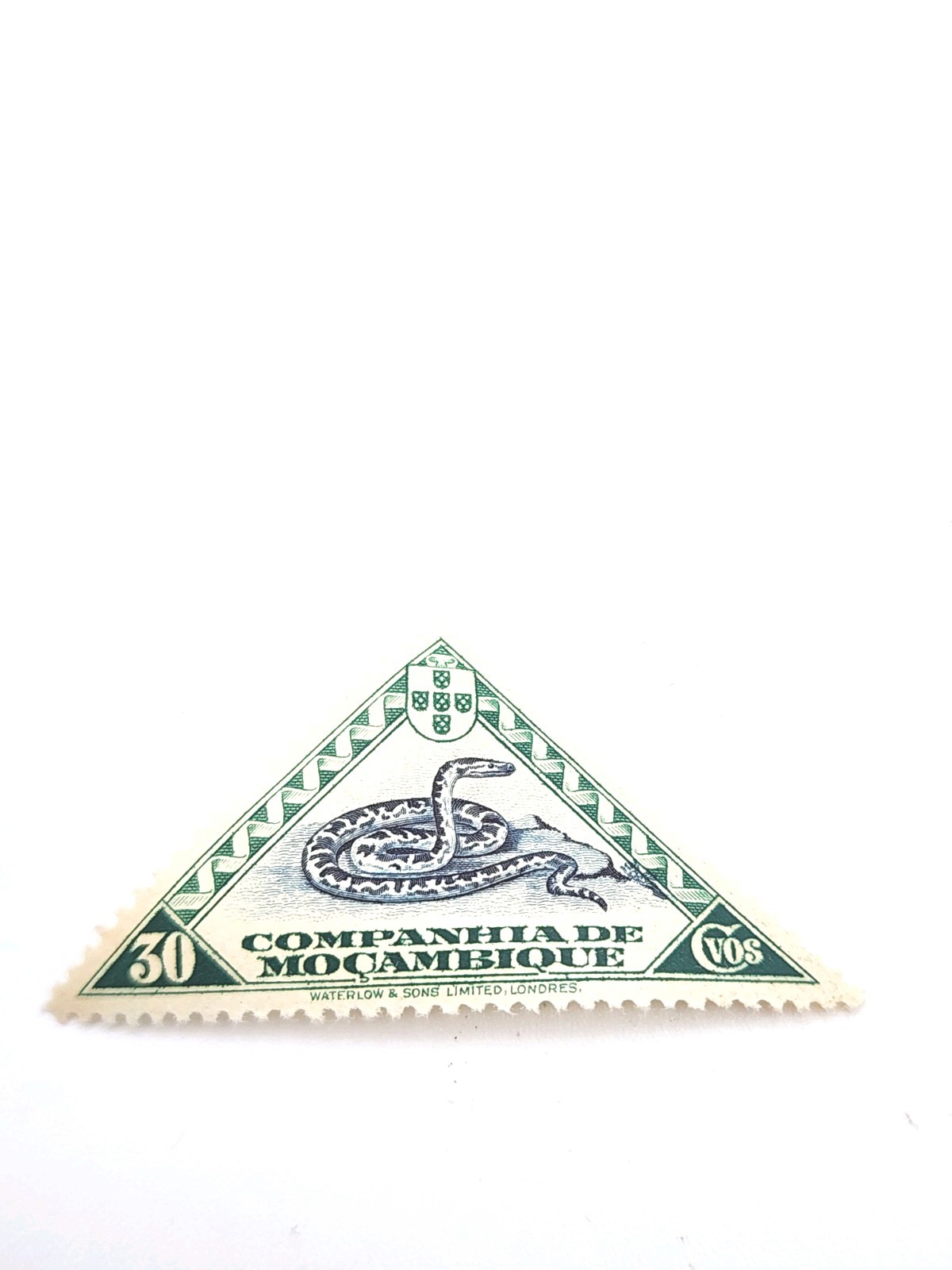 (4) Mozambique Triangle Postage Stamps- Mint - 30 - 40 - 45 - 50 MNH - Centavos