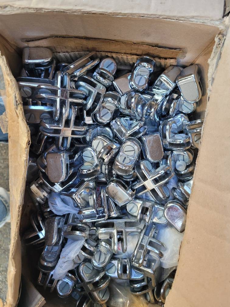 Tempered glass shelves with connectors various sizes