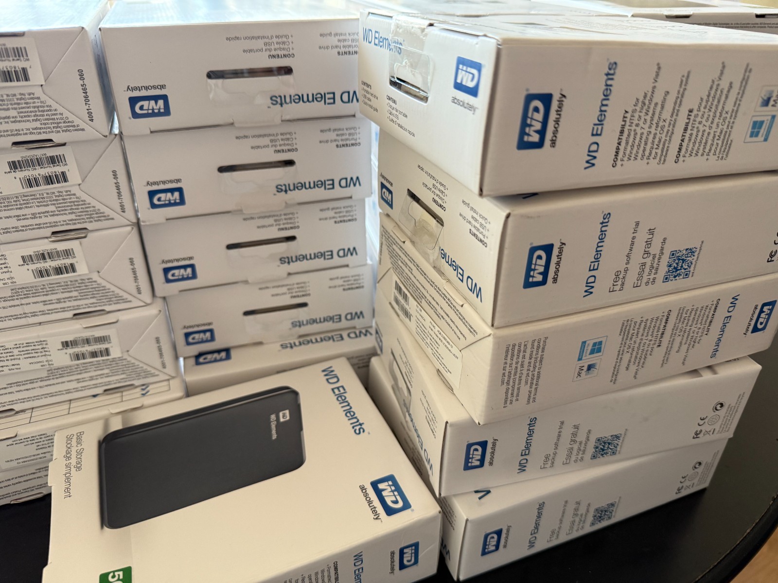 Brand New WD 500GB Elements Portable External Hard Drive - USB 3.0