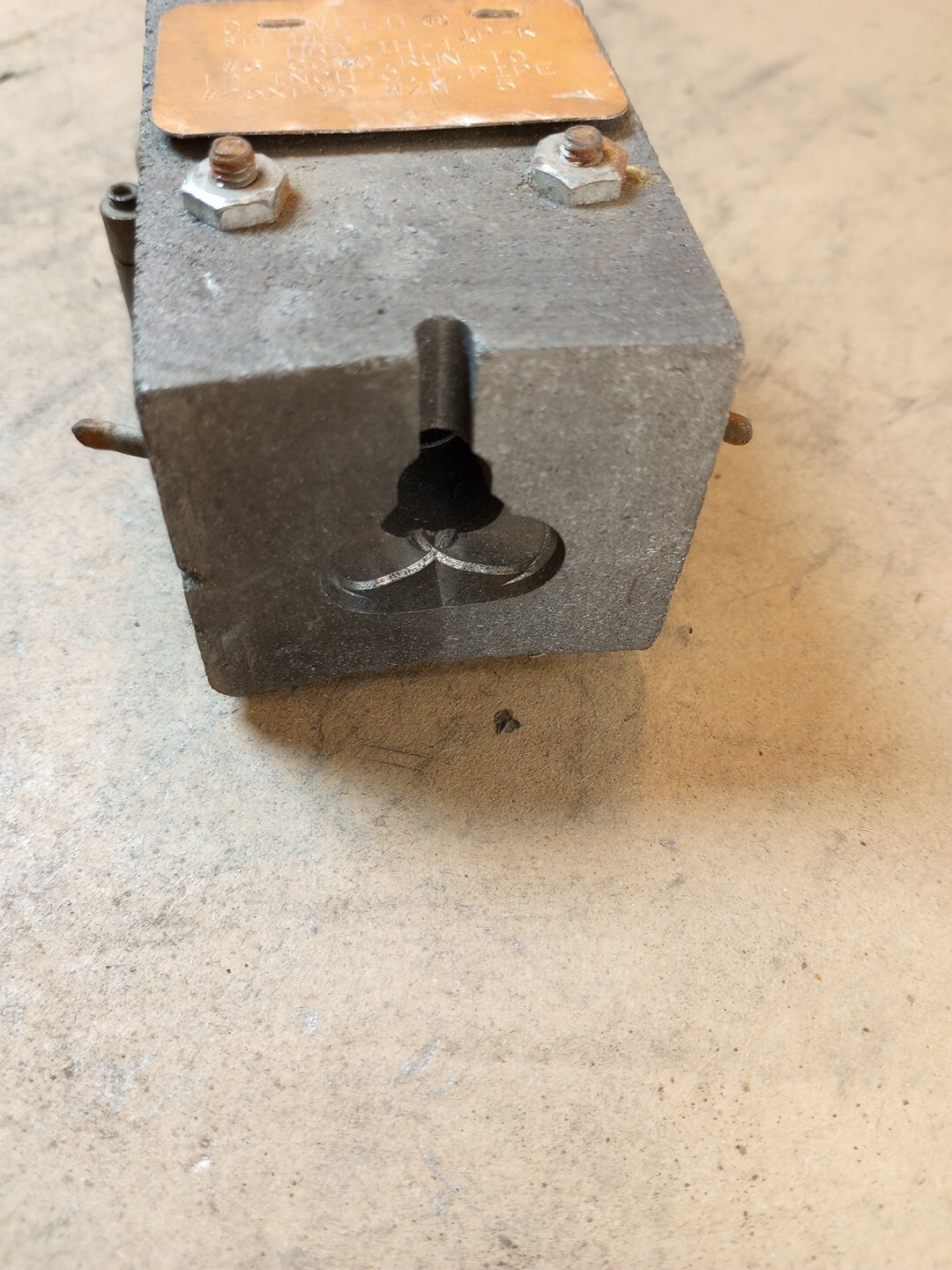 ERICO CADWELD HBA1H12 - #6 CONC. RUN TO 12" C.I. PIPE #25 WELD METAL