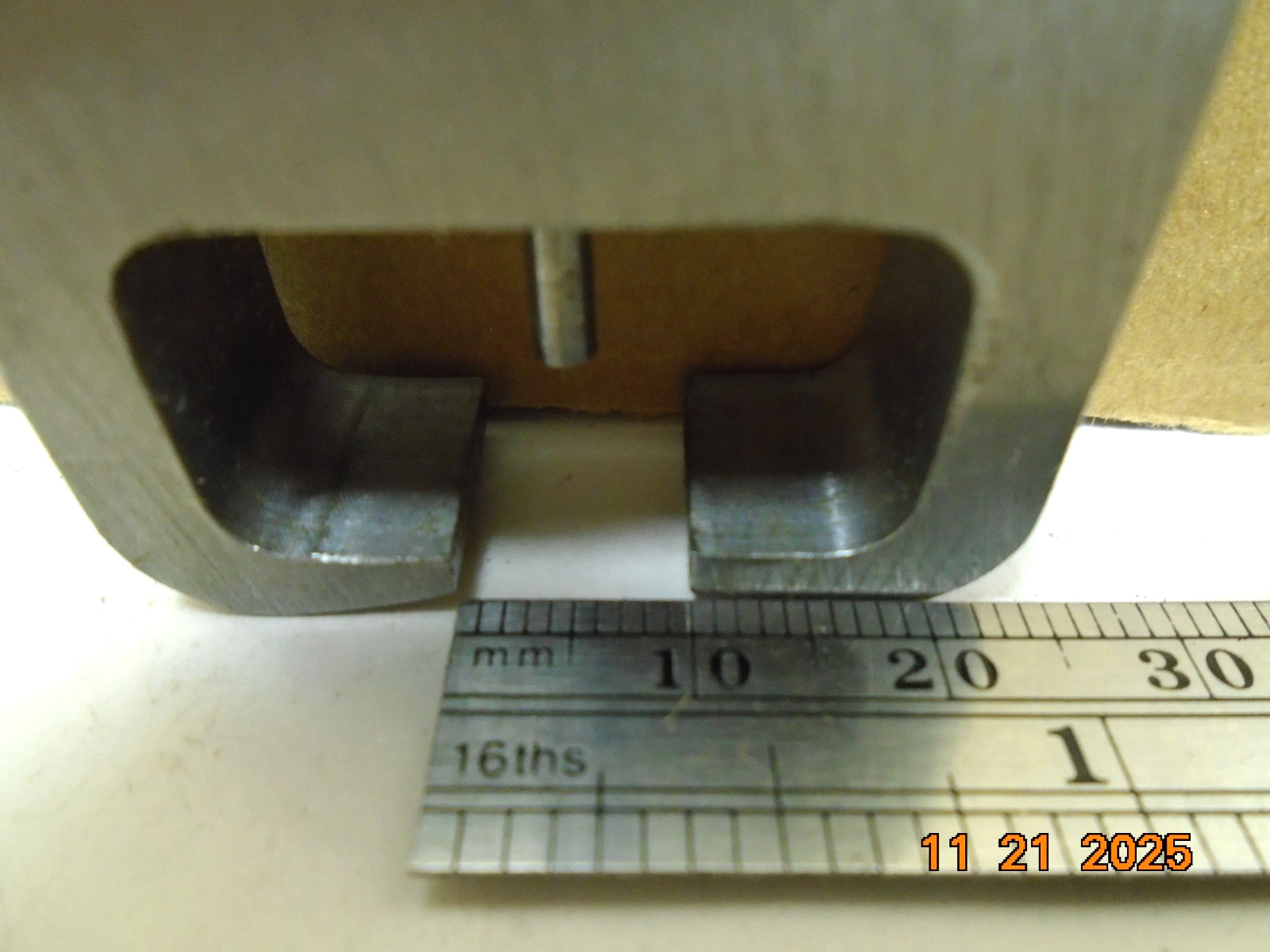 LIONEL SERVICE TOOL ST-311 SMALL WHEEL PULLER HARD STEEL MANY USES SEE PICTURES