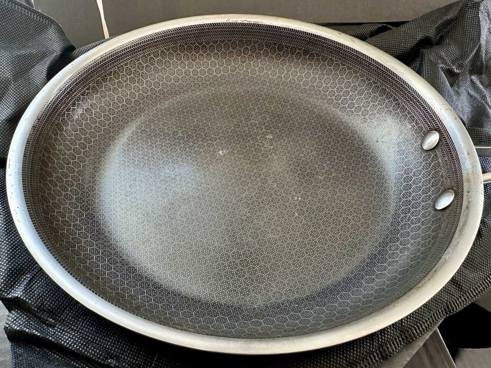 HexClad Hybrid Nonstick Cookware Set 7-Piece - Light Use - Free Shipping