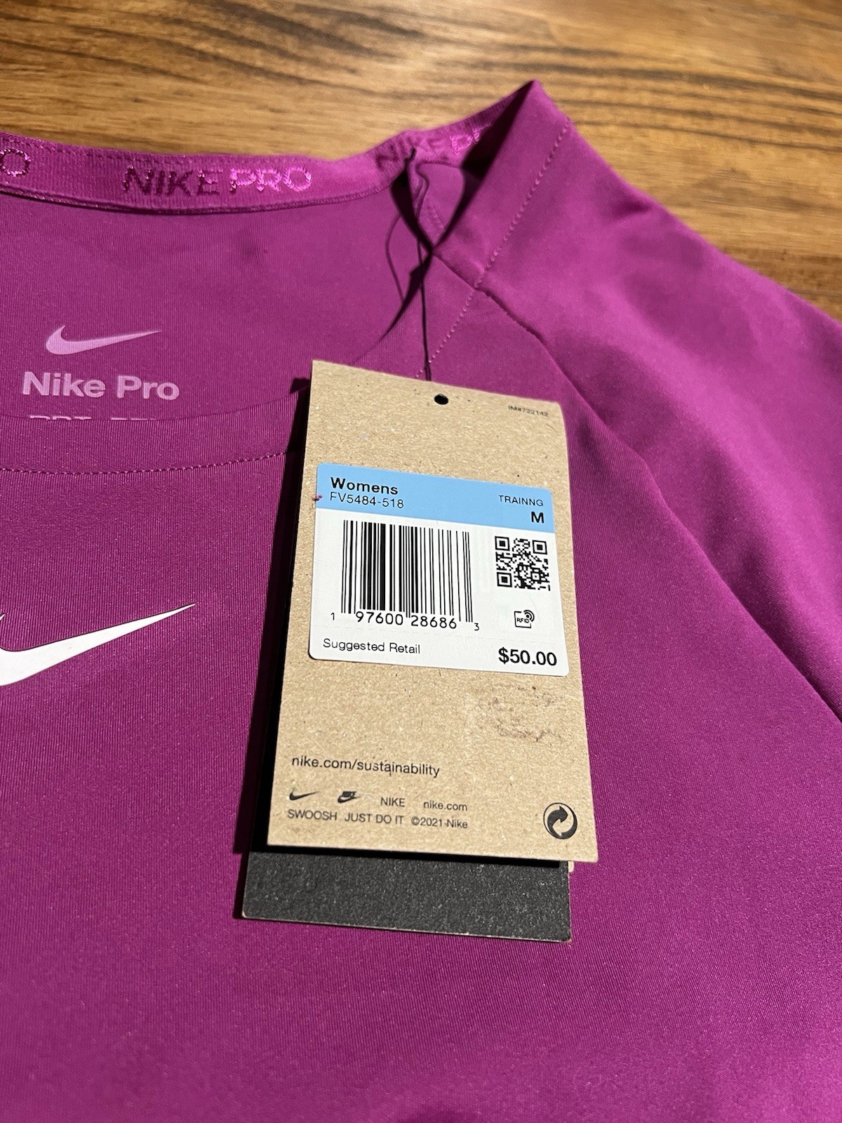 Nike Pro Women's Size M Dri-FIT Cropped Long-Sleeve Top Fuchsia FV5484-518
