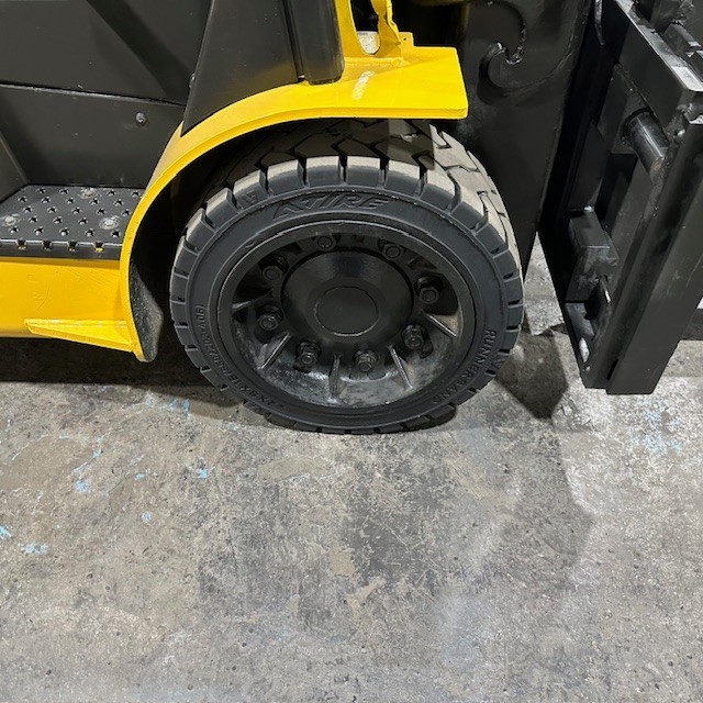 2018 Yale GLC080VX 8000lb Used Forklift Triple Mast Sideshift LP Gas 7186 Hours