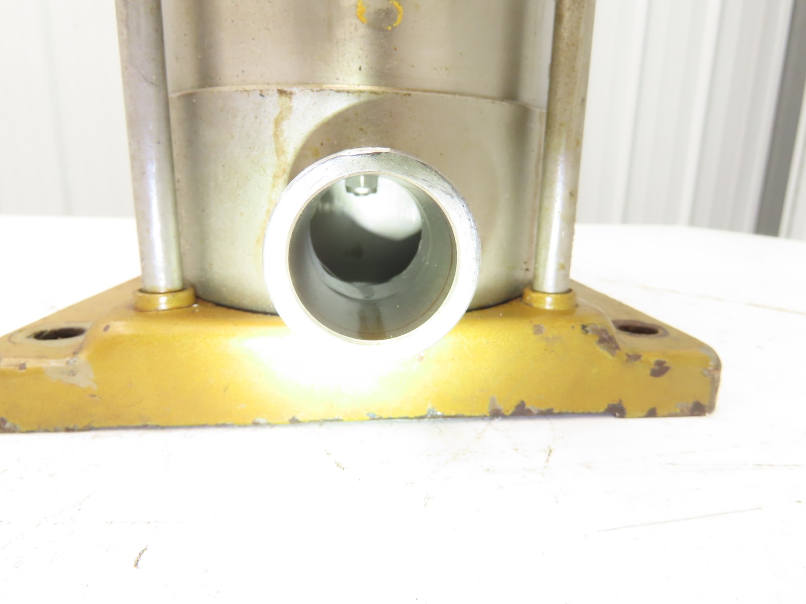 Grundfos CR4-60A Vertical Centrifugal Pump 21gpm 2.2kw 230/460V 3PH 1.25"NPT