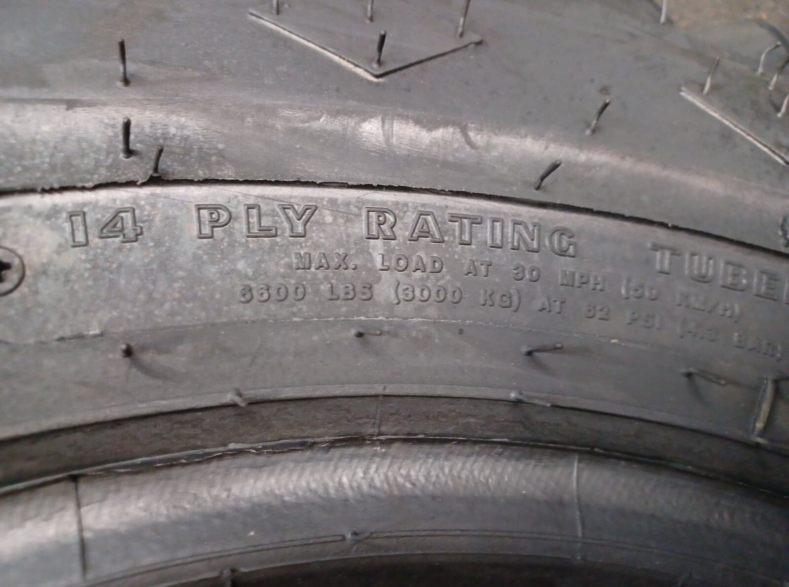 12.5/80-18 TIRE I-3 INDUSTRIAL 14PLY NEW OVERSTOCKS 12.5 80 18 1258018