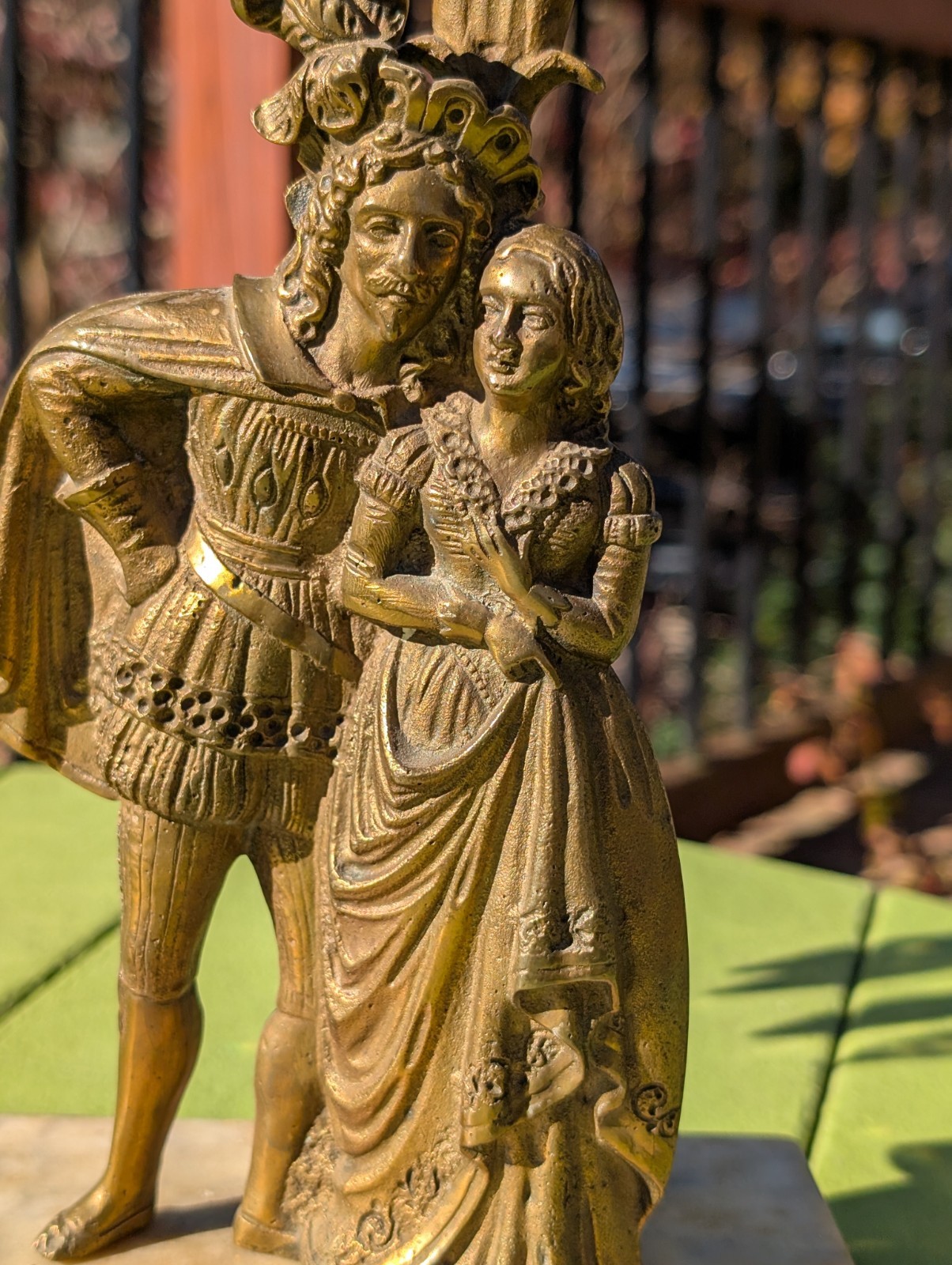 ANTIQUE VICTORIAN BRASS 3 ARM CANDELABRA WITH CRYSTALS & A MARBLE BASE