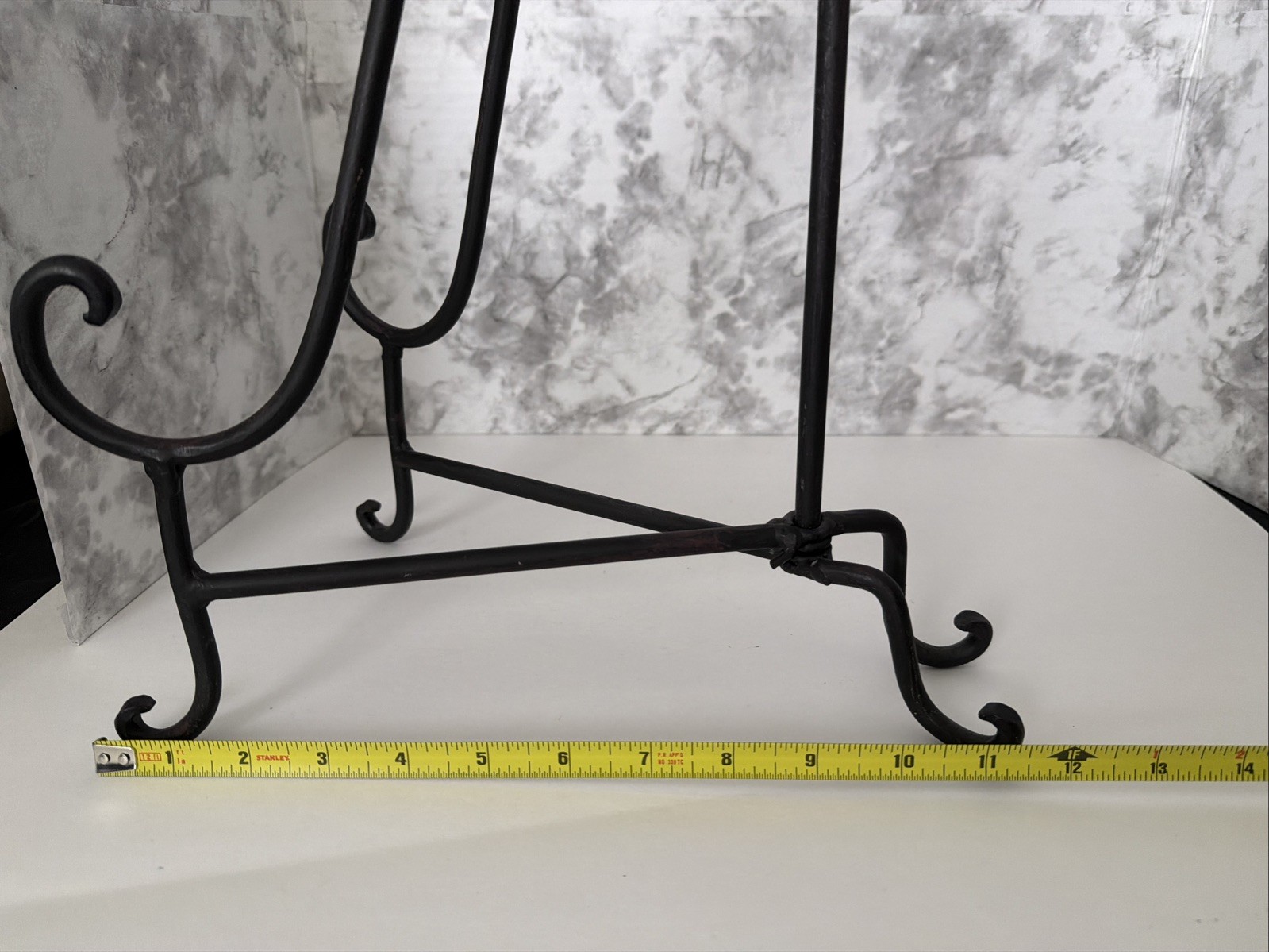 Easel Heavy Duty Large Iron Table Display 20" High