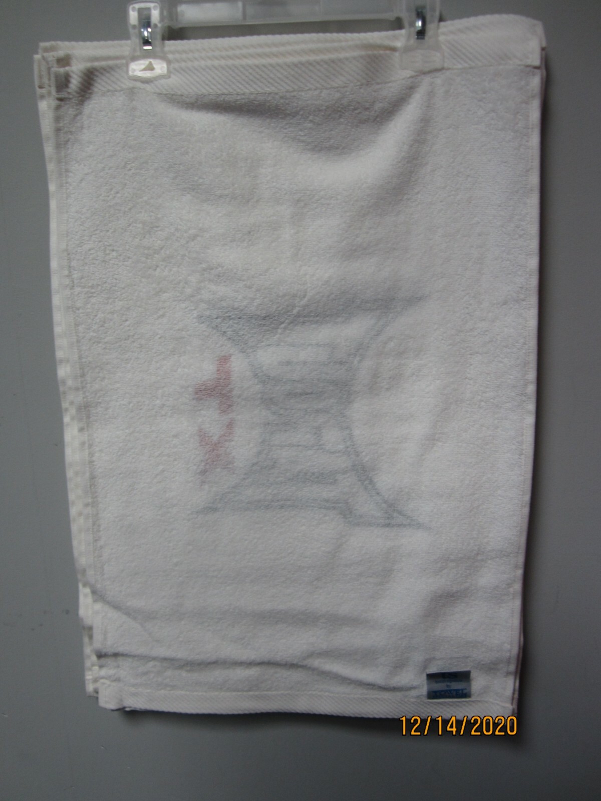 Tapout XT Towel/ Workout Towel/ Yoga Towel/ Gym Towel 100% Cotton LOT OF 4!!!