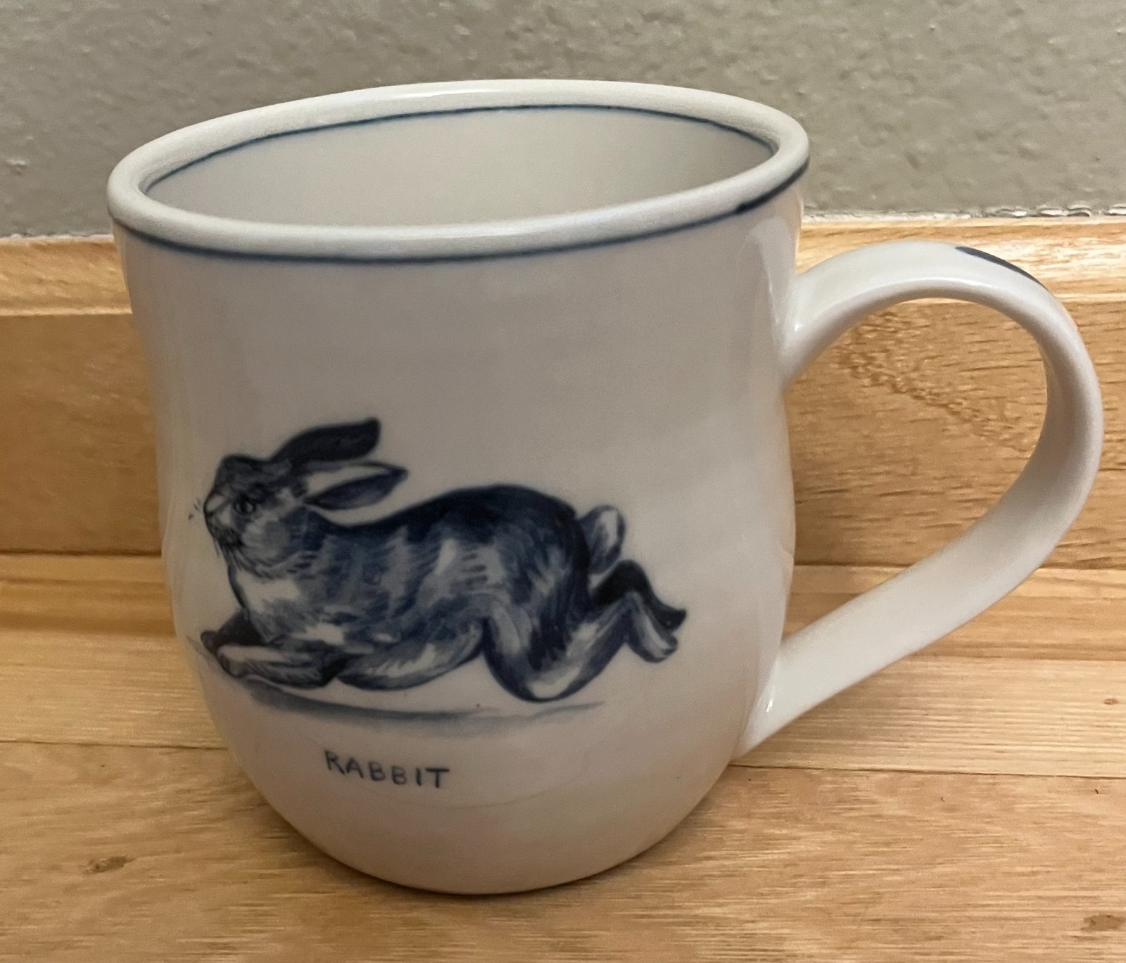 Molly Hatch Anthropologie Rabbit 14oz Coffee Mug Blue Cream Hand Painted