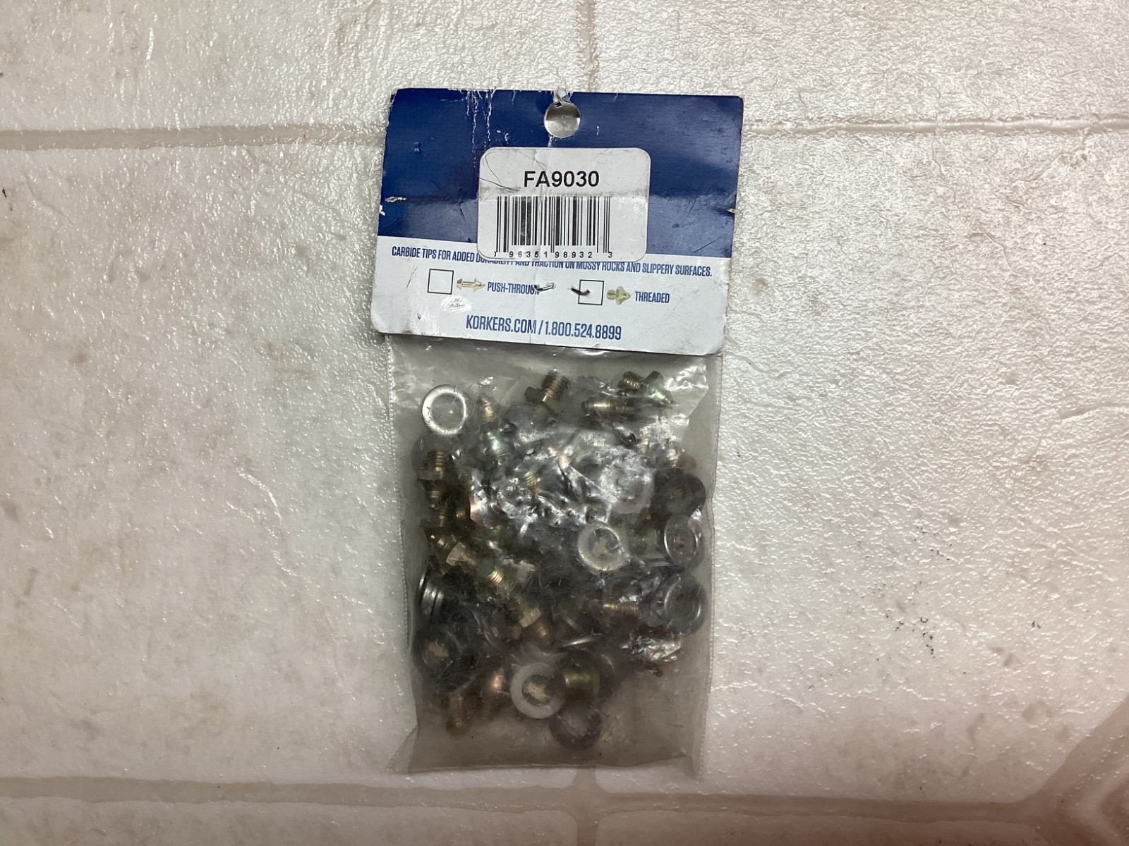 Korkers Replacement Threaded Carbide Spikes with Washers (40)