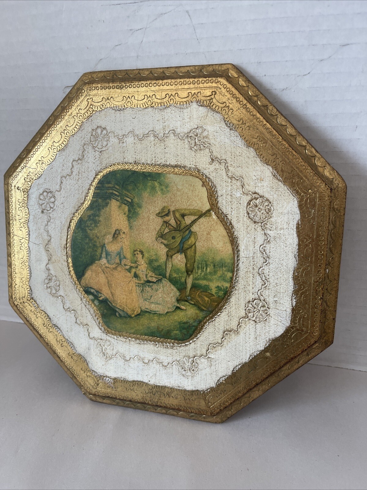 Antiqued Florentine Plaque Wood Artisan Gold Gilt Italy Romantic Octagon 8”