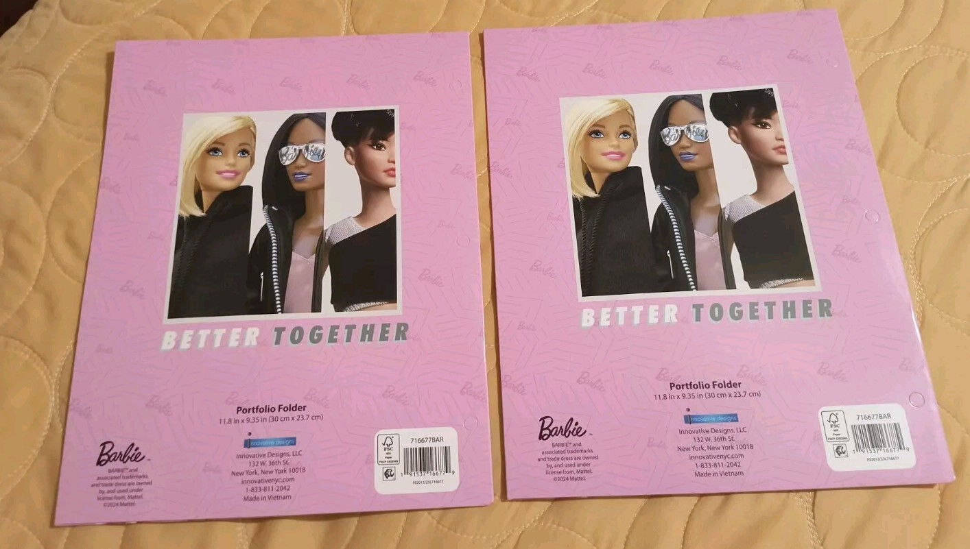 Barbie Pink Portfolio Folders w/pockets Set of 2 School (11.8 in X 9.35 in.)🆕