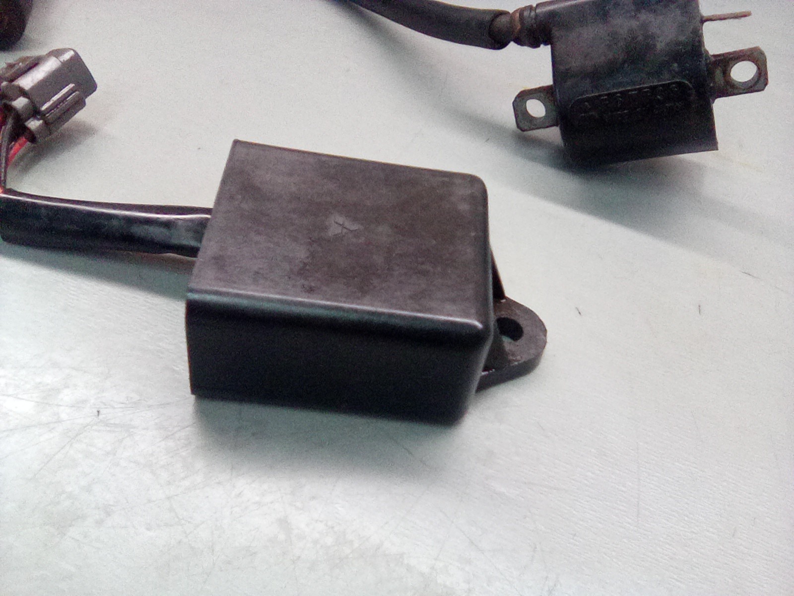 1996 Yamaha Timberwolf 250 Ignition CDI Box Ignition Coil oem used