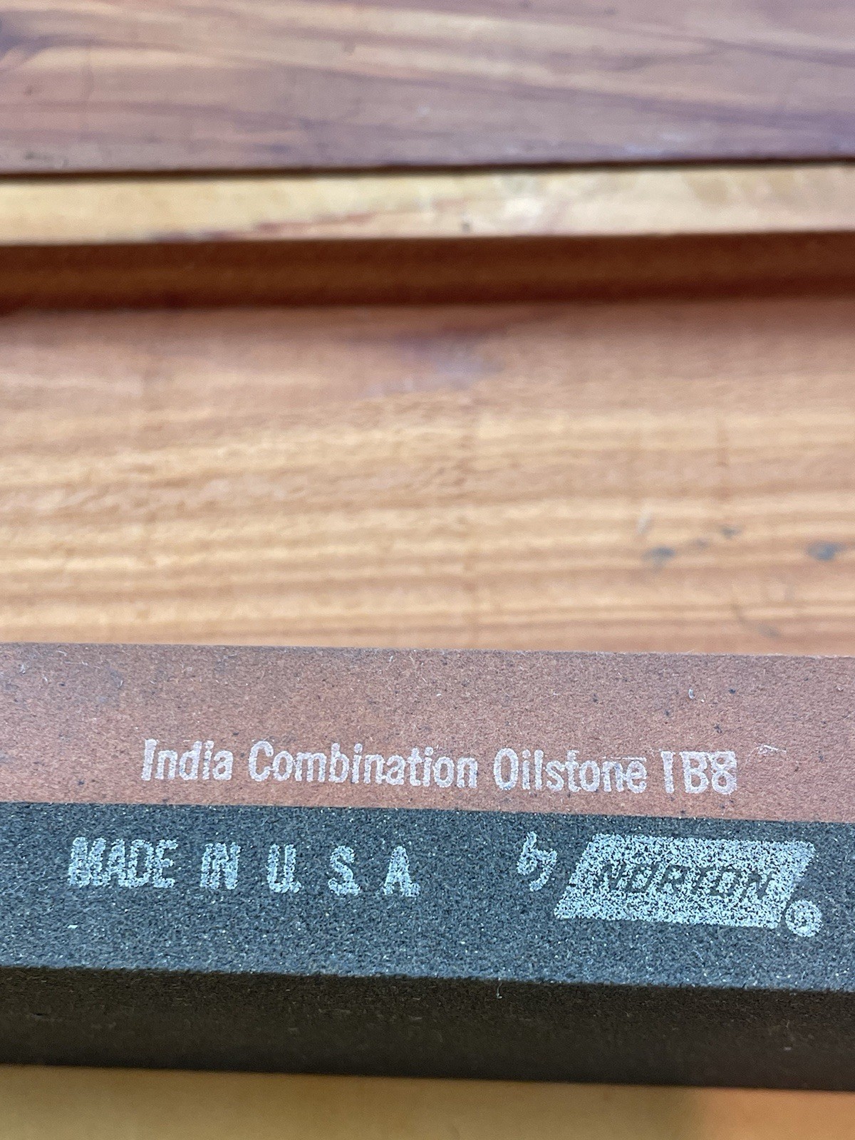 Vintage Norton 1B8 India Dual Side Sharpening Stone 9x3x2 Rosewood Box Near Mint