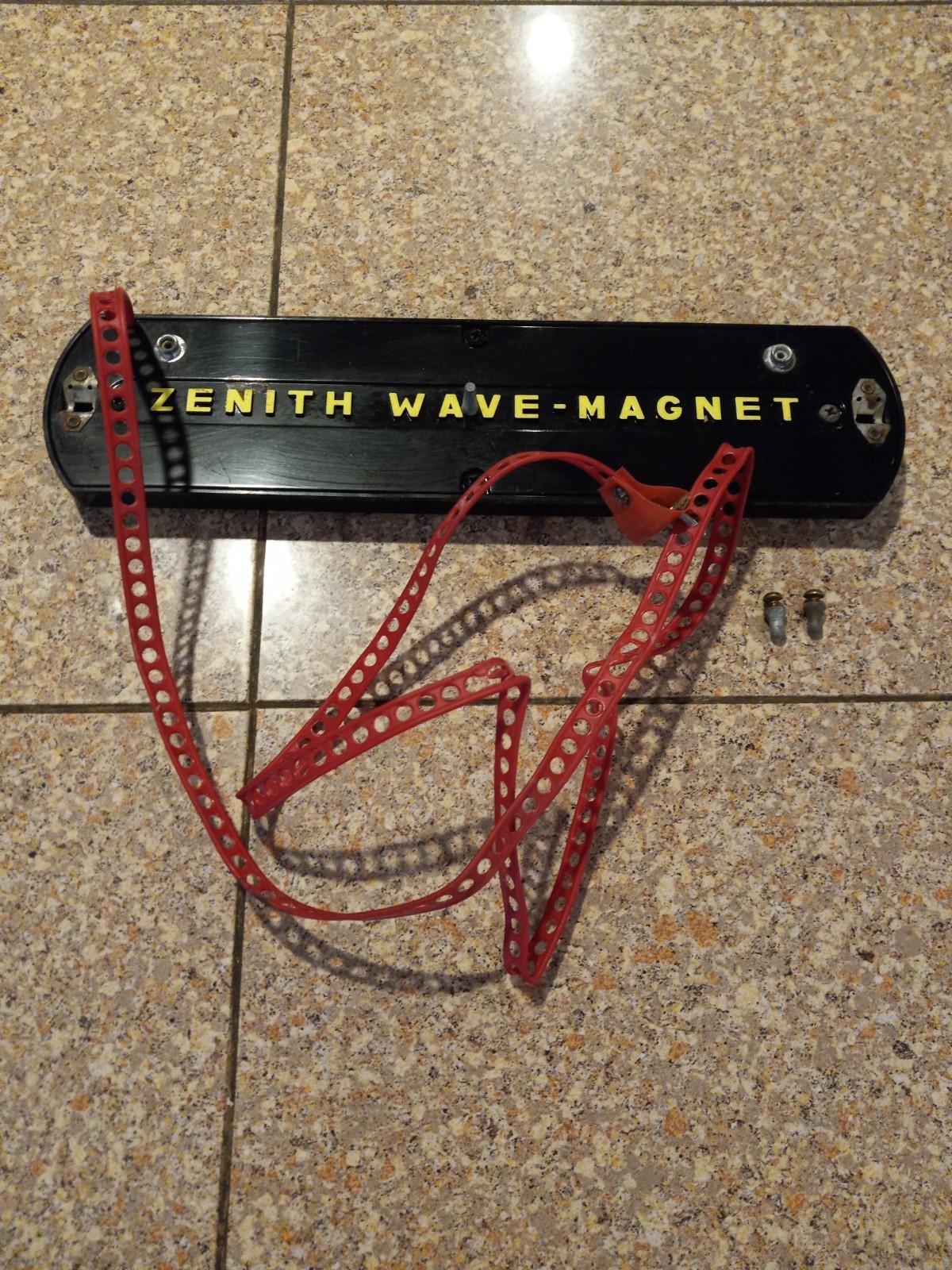 Zenith Transoceanic 600 Series Wavemagnet Antenna