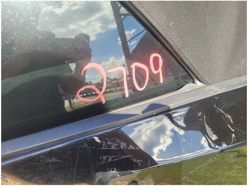 2015 Ford Mustang GT S550 Info-GPS-TV Screen Front Nav Receiver Faceplate 2709