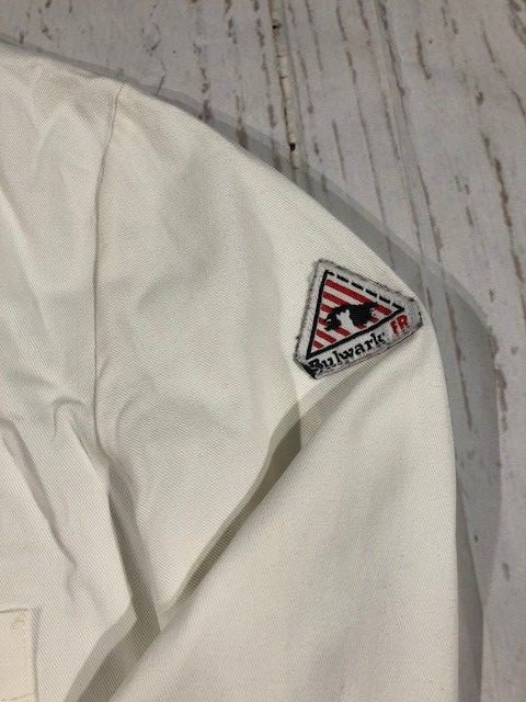 Bulwark Flame Resistant Lab Coat EXCEL-FR White ATPV 7,7 snap on closure