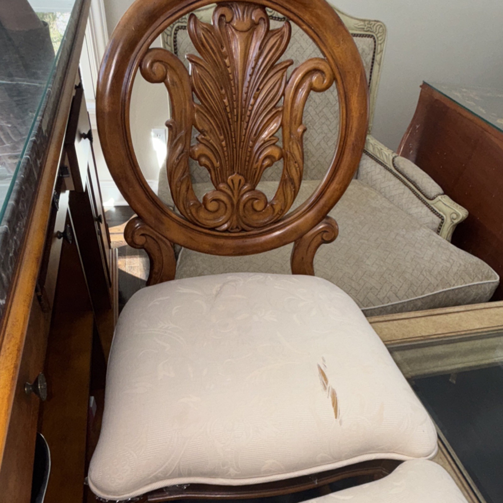 Pulaski Wood Bar Cabinet with Marble Top, Brass Handles, three bar stool’s
