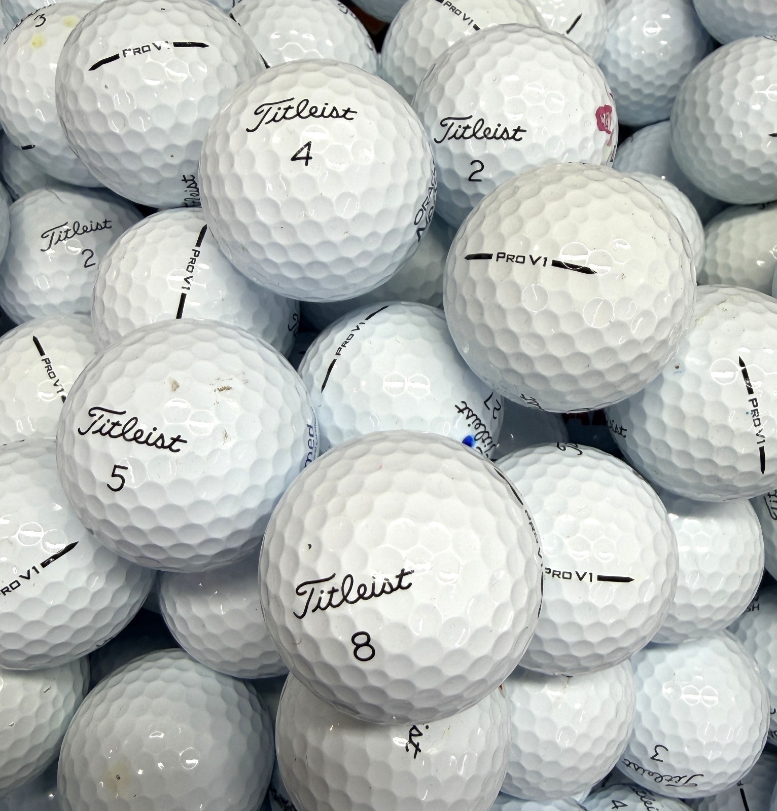 24 Near Mint AAAA Titleist Pro V1 2025 Used Golf Balls w/ Mesh Bag