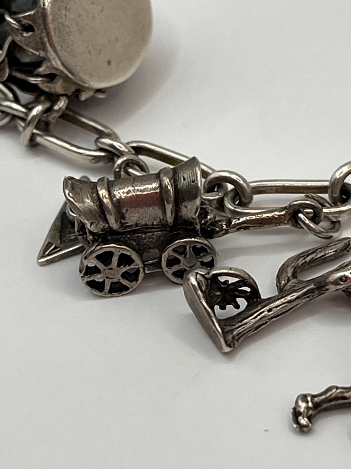 Vintage 7.5” Sterling Silver 925 Charm Bracelet With 19 Charms SW CA Articulated
