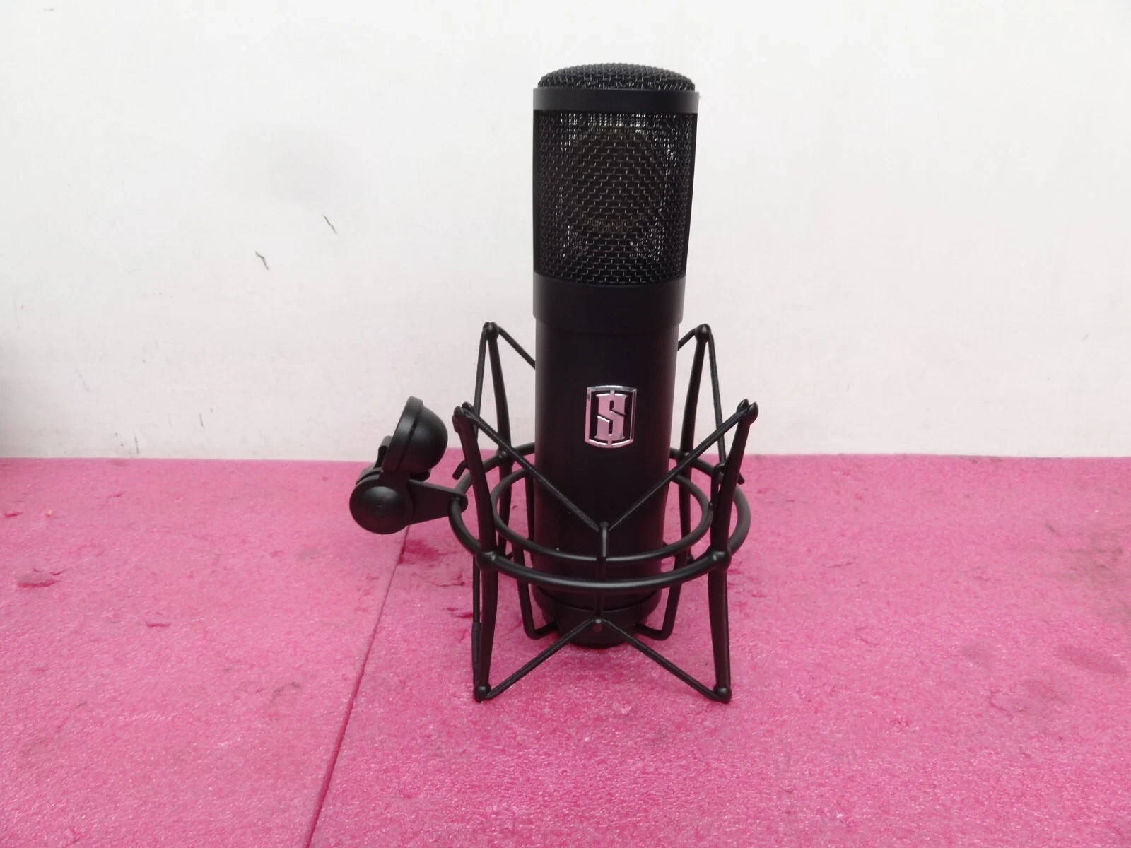 SLATE DIGITAL VMS ML-1 LARGE DIAPHRAGM MICROPHONE W/CASE & SHOCK MOUNT-BLACK T9