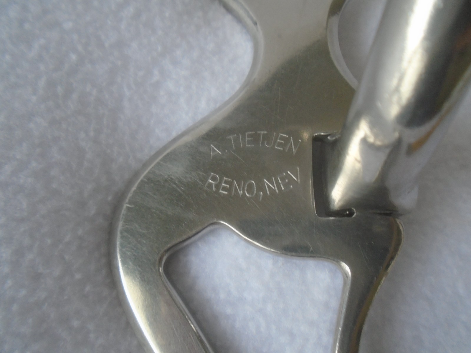 Al TIETJEN Vintage Floral Santa Maria Cheek BIT~ 5" Medium High WIDE Port Mouth