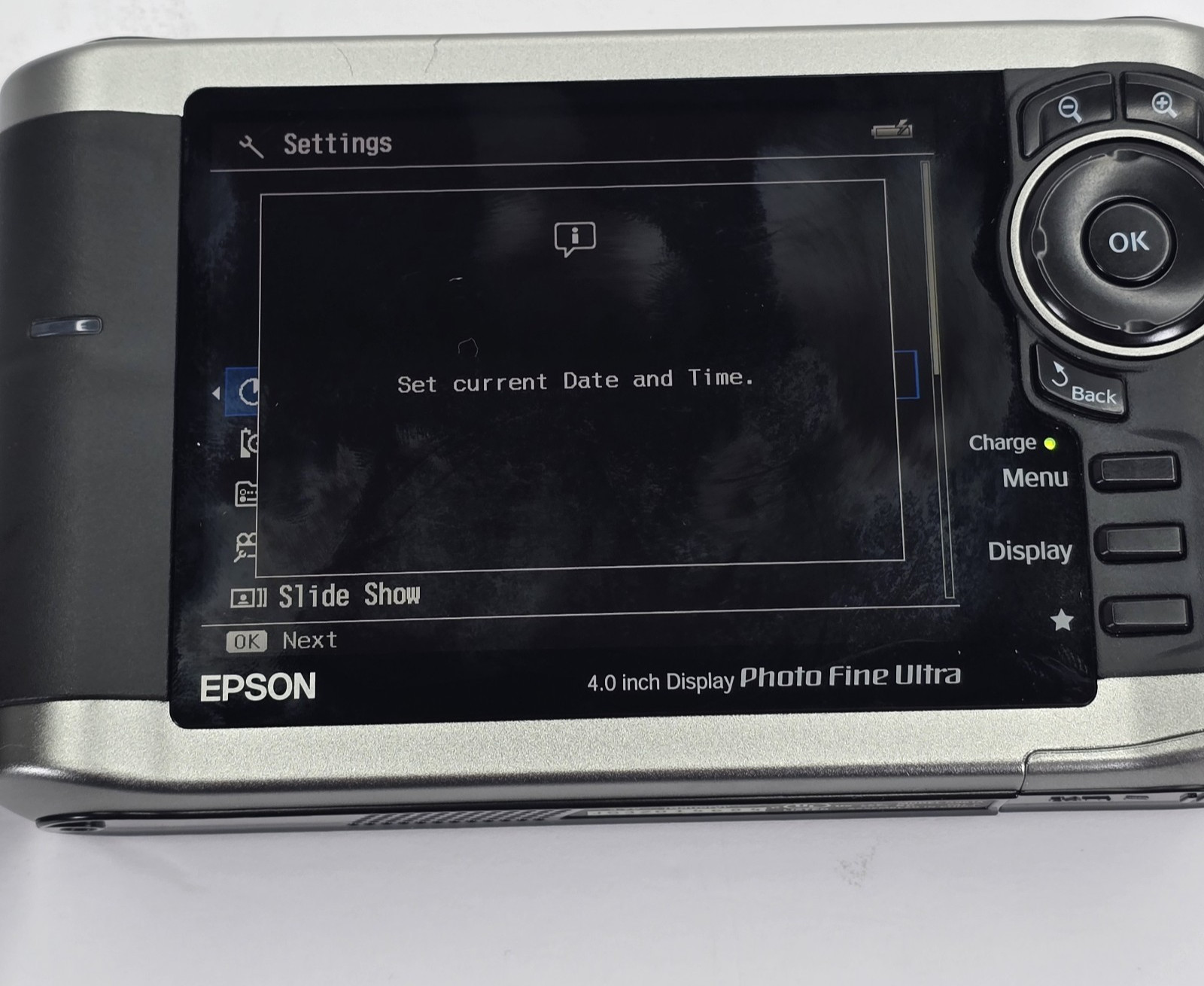 Epson P-3000 Multimedia Storage 4" Display Viewer w/ Charger & Case Tested Works