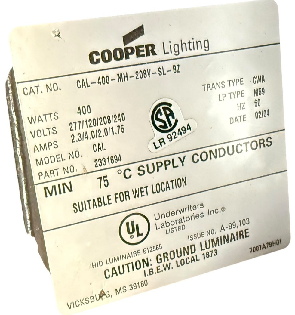 Cooper Lighting 400W Metal Halide Wall Pack Outdoor Fixture 208V MH