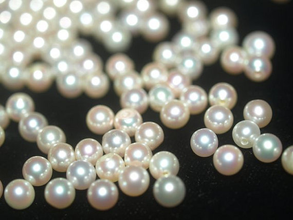 PAIR Akoya Round 4-4.5mm genuine Cultured half drilled pearls for jewelry