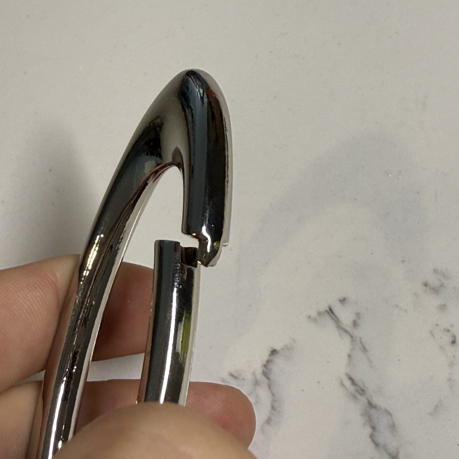 Oakley Carabiner Keychain Clip Black Gray Icon Software Gorpcore Vintage Y2K