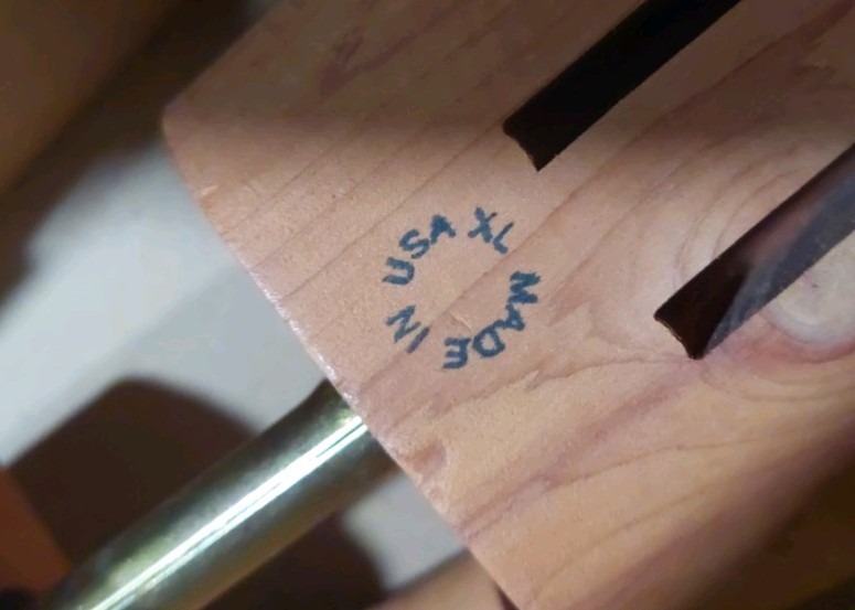 Jos. A. Bank Clothiers CEDAR WOOD Shoe Trees Size XL Slit-Toe BRAND NEW In box