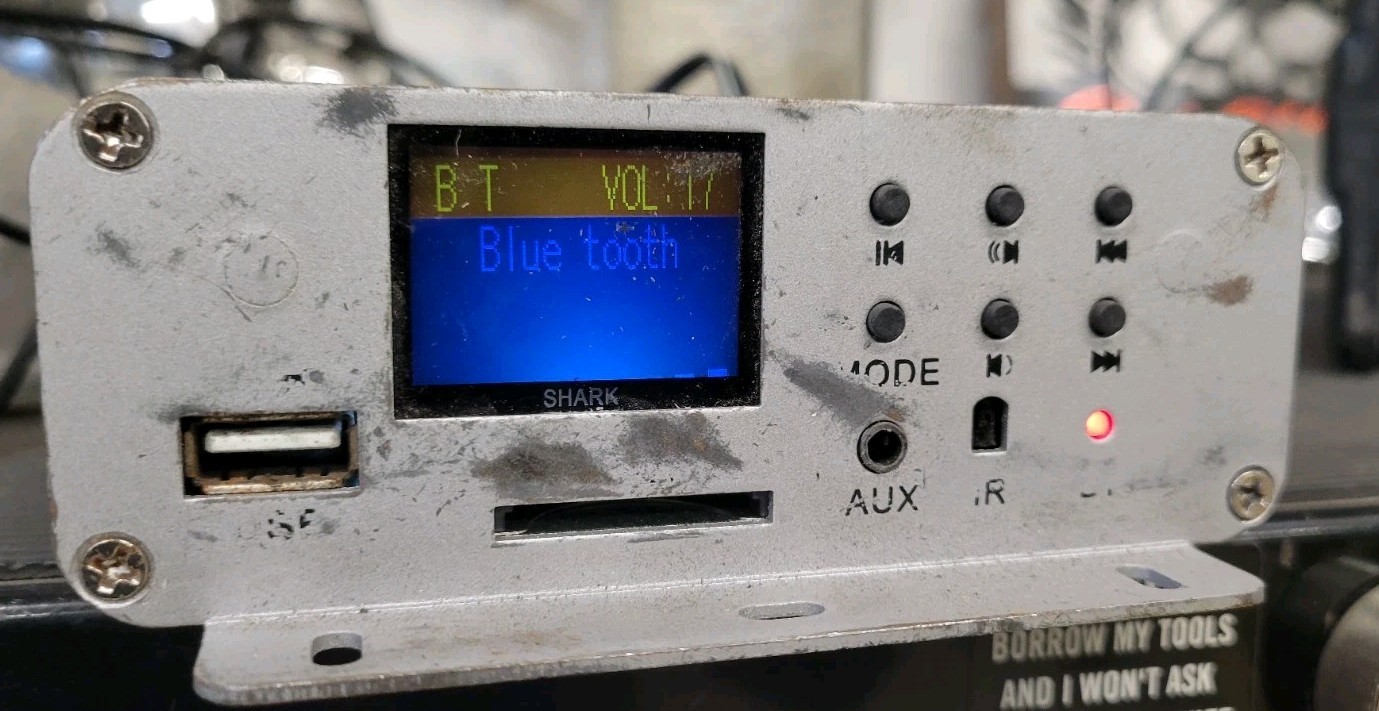 Shark Motorcycle Speaker Audio System SHKC7800 Bluetooth Usb MP3